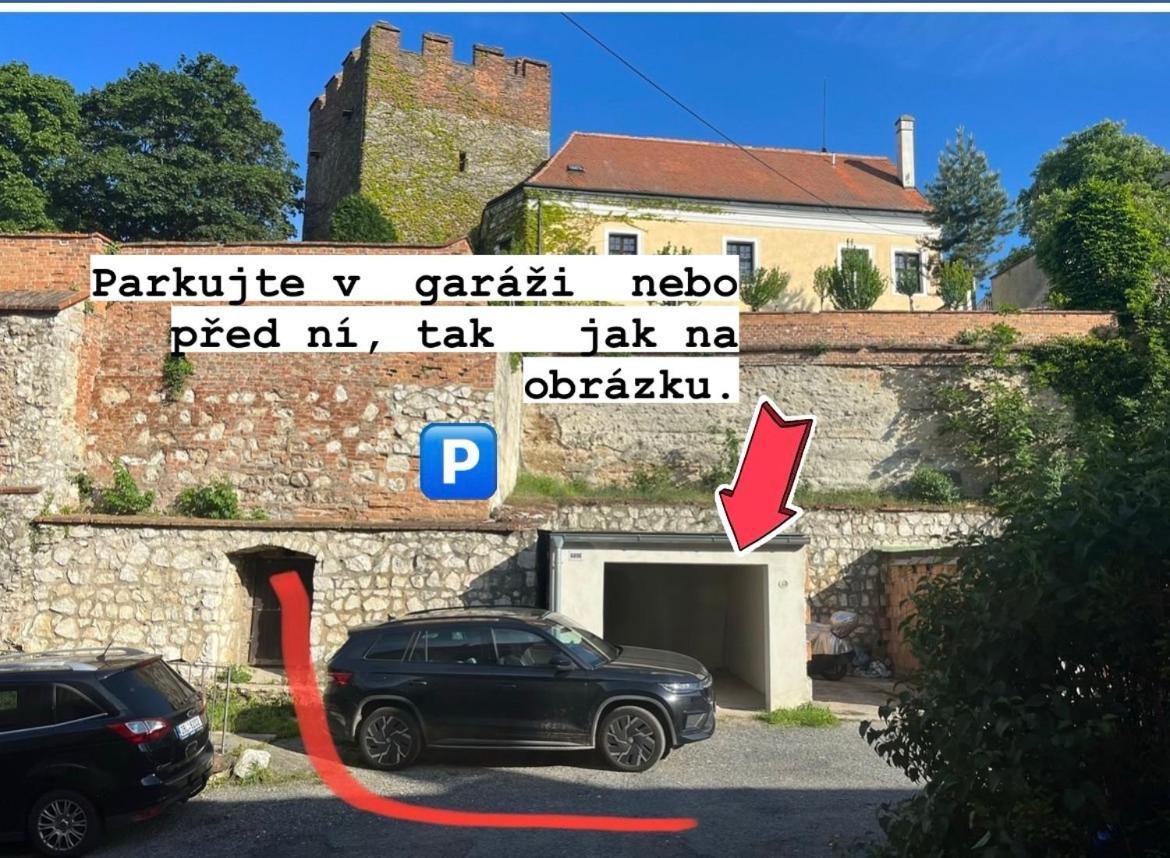 Family Provence Mikulov Apartment Bagian luar foto