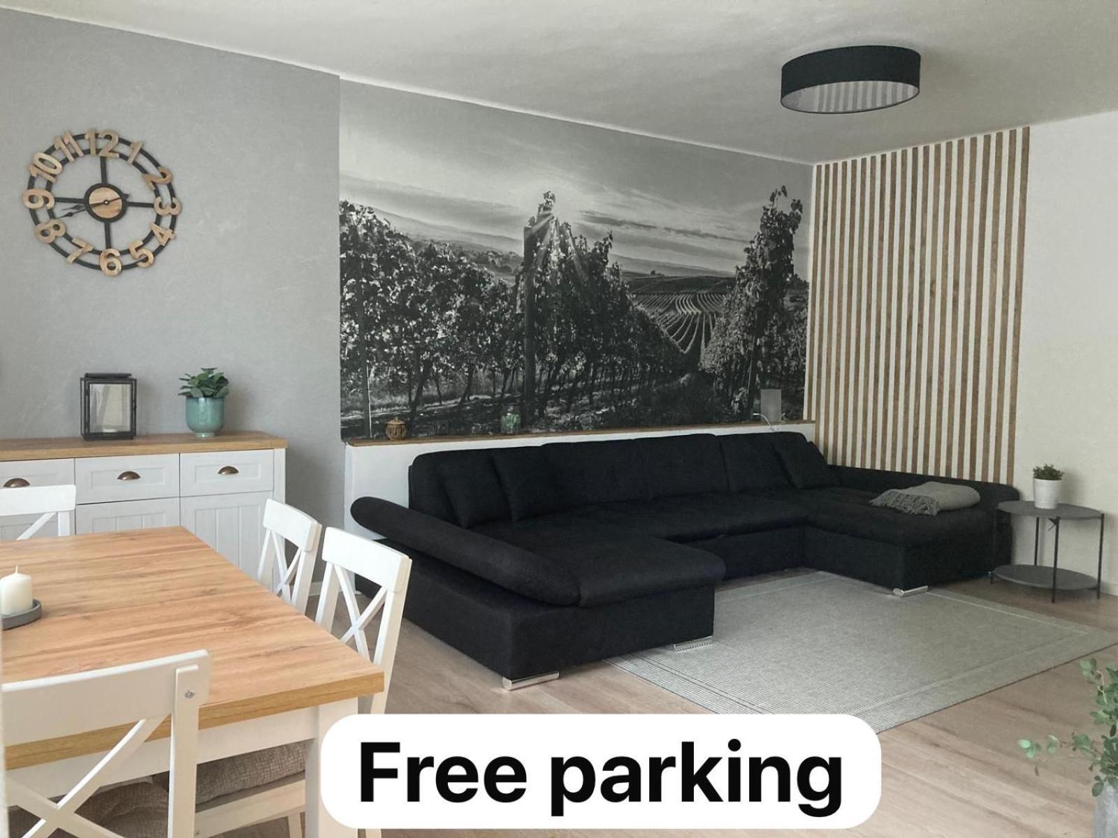 Family Provence Mikulov Apartment Bagian luar foto